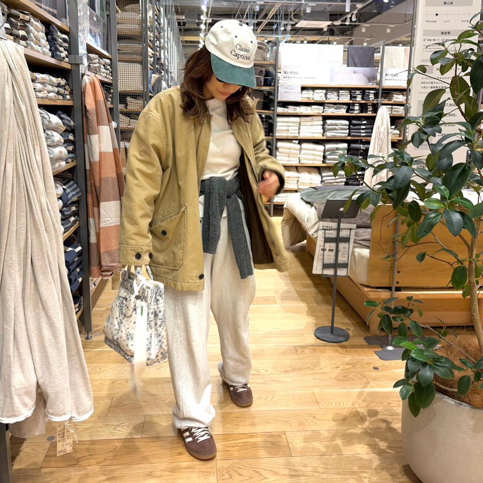 {{.FirstItem.Brand.Name}}({{.FirstItem.Brand.NameKana}})の「{{.FirstItem.Name}}」を使った{{.PostType}}