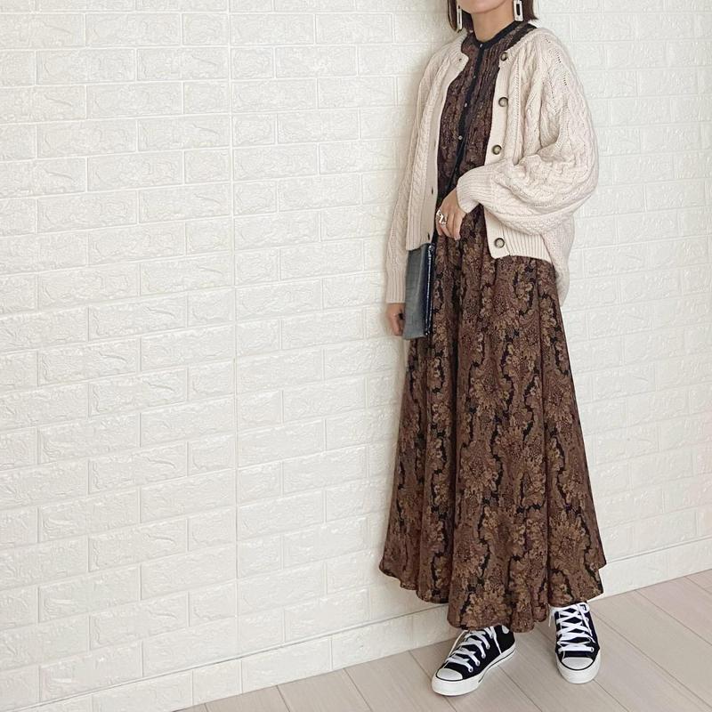 Shooo Sonny Label サニーレーベル の ダマスクプリントワンピース をあわせたコーディネート Parte