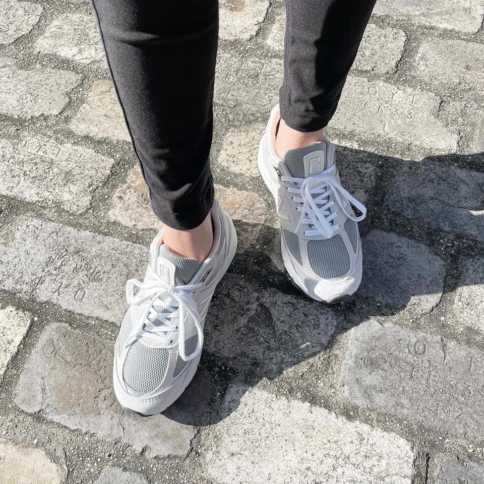 Sui Ap Studio エーピー ストゥディオ の New Balance ニューバランス 990 V5 Ap Studio をあわせた コーディネート Parte