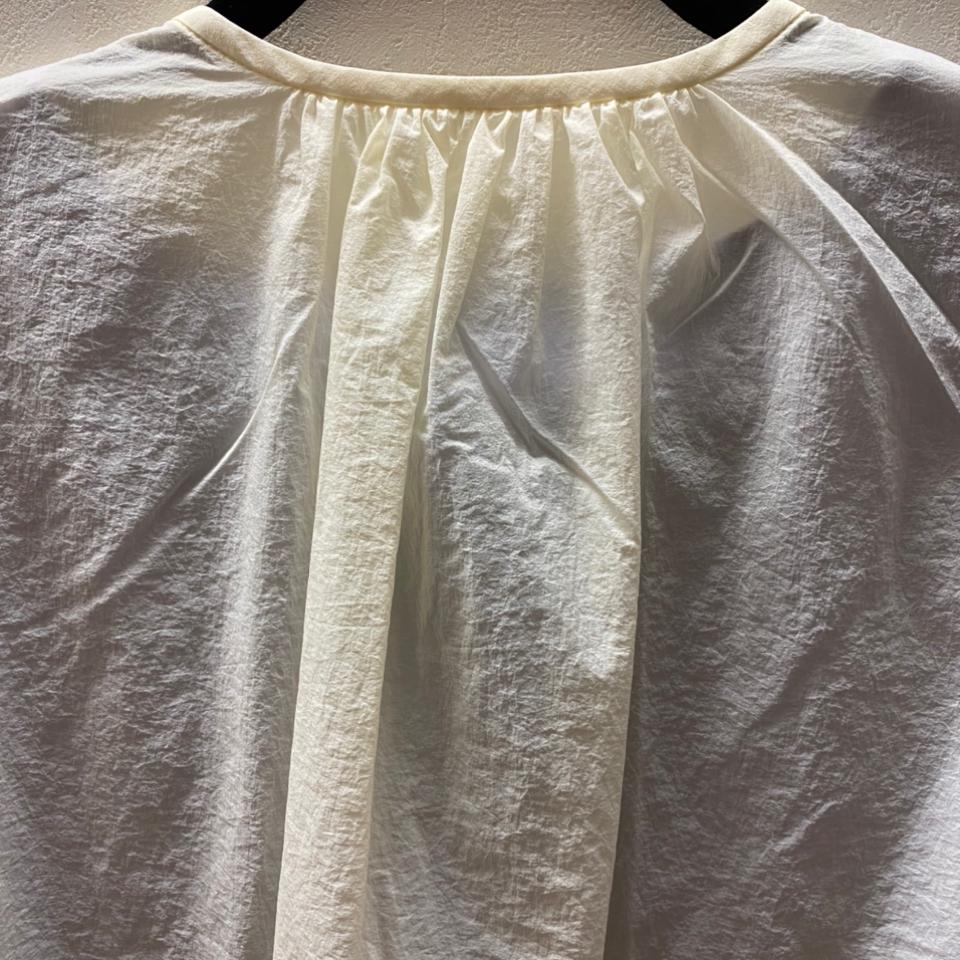 {{.FirstItem.Brand.Name}}({{.FirstItem.Brand.NameKana}})の「{{.FirstItem.Name}}」を使った{{.PostType}}