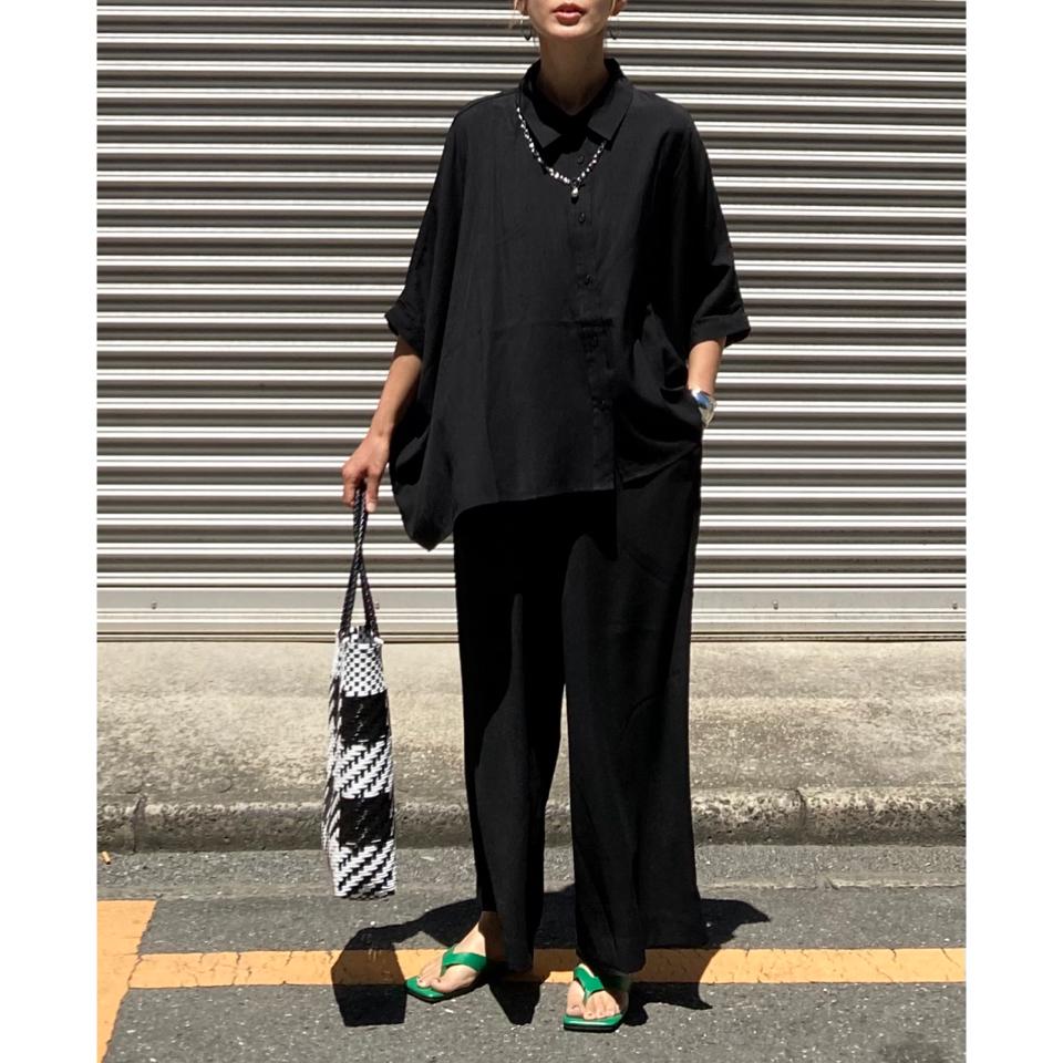{{.FirstItem.Brand.Name}}({{.FirstItem.Brand.NameKana}})の「{{.FirstItem.Name}}」を使った{{.PostType}}