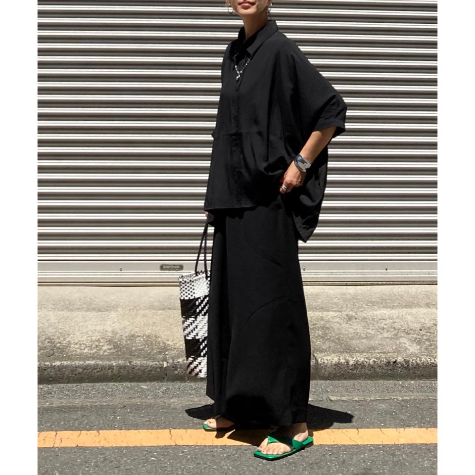 {{.FirstItem.Brand.Name}}({{.FirstItem.Brand.NameKana}})の「{{.FirstItem.Name}}」を使った{{.PostType}}